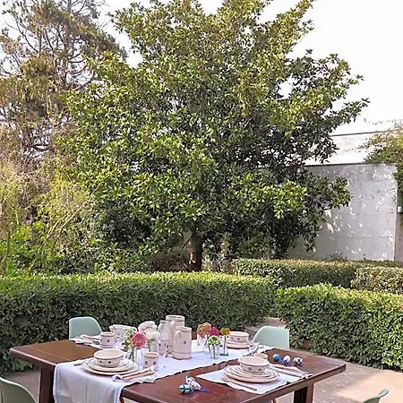 Il Giardino Di Paola Bed & Breakfast 3*